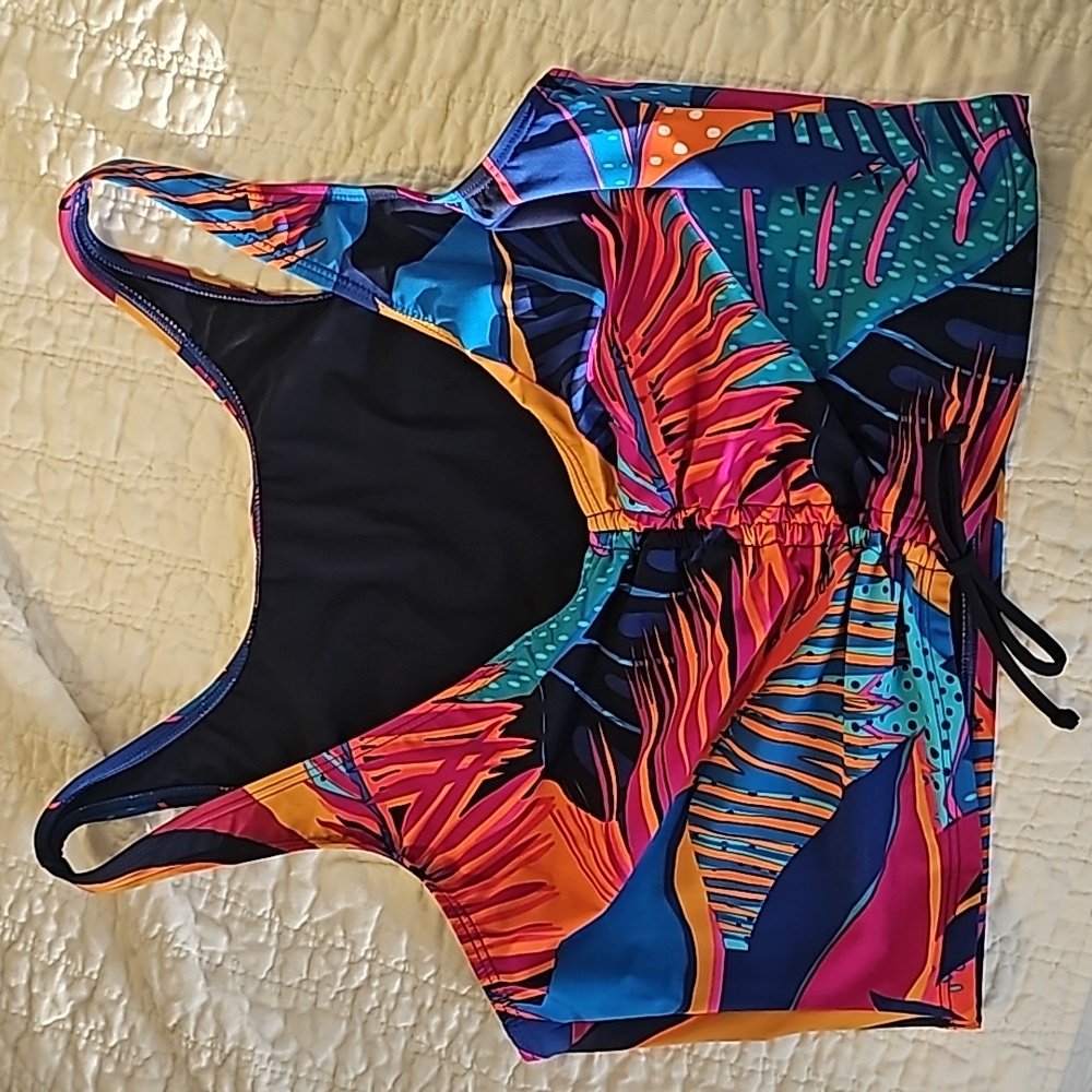 Skinnydippers Miraclesuit Swimsuit Top Tropical Design Size Large NWT - Picture 7 of 8